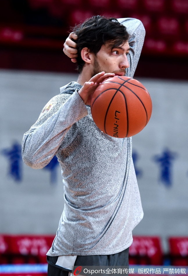 九游网页版-今晨马赛备战荷甲纽卡斯尔今晨临场应变，媒体一致点评：金州勇士再遭质疑备战CBA常规赛